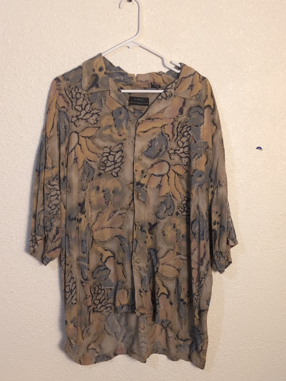 GENERRA Short-Sleeve Button Shirt in Tan and Slate Blue